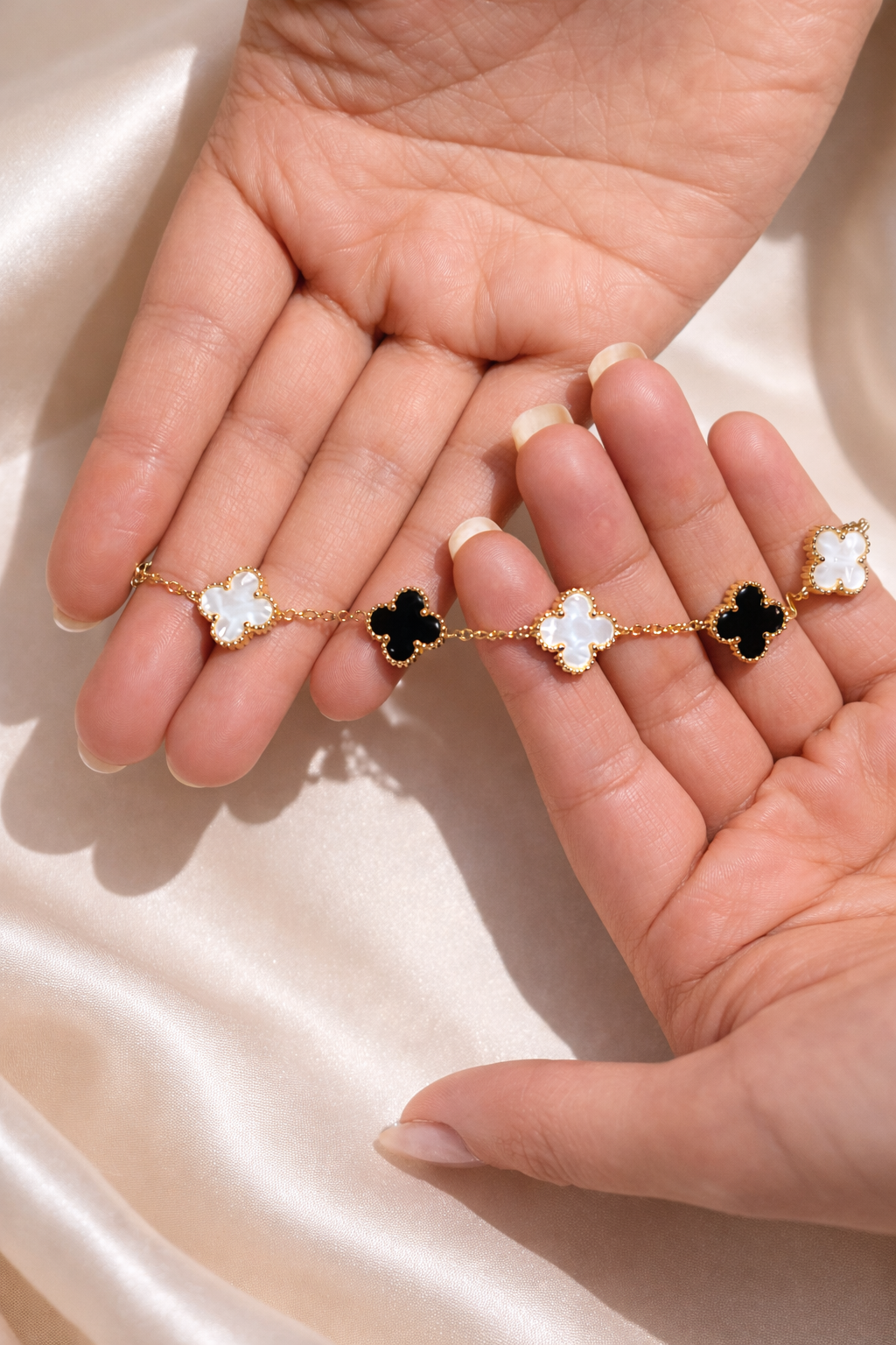 Timeless Clover Bracelet – Gold Finish